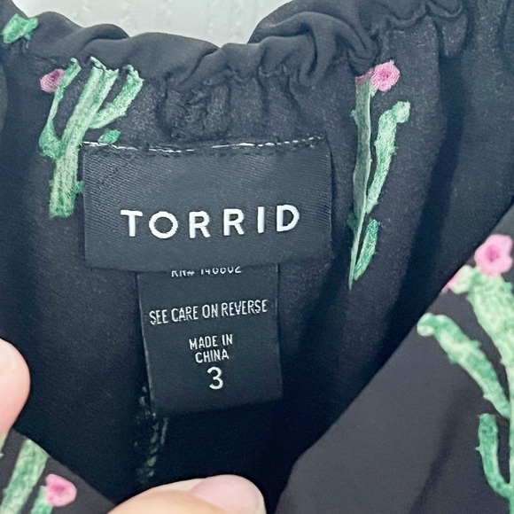 [Torrid] Chiffon Black Green Cactus Print Ruffle Babydoll Blouse Summer Beach 3X - Picture 9 of 12